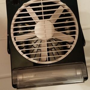 Portable Fan/Light Battery Operated